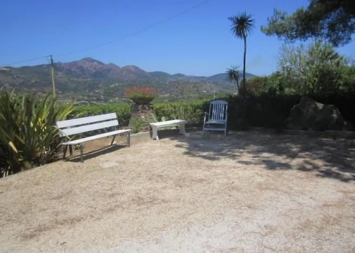 Mit Wasserblick By Interhome